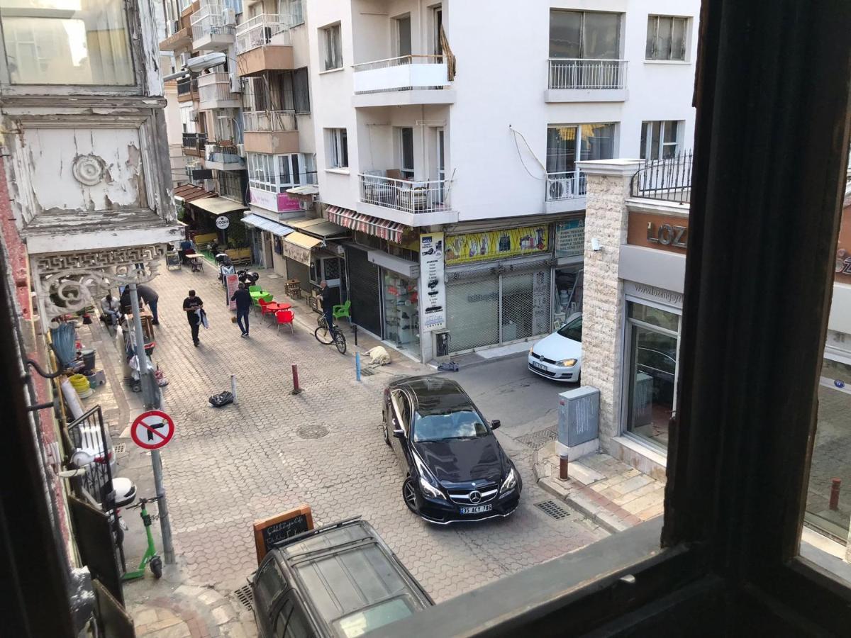 Titan House Hostel Izmir Exterior photo